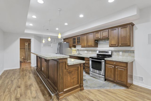 1877 Hardin Lane, Powell, OH 43065