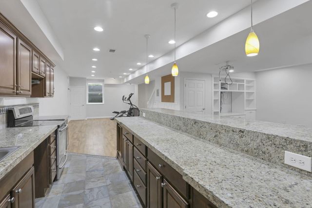 1877 Hardin Lane, Powell, OH 43065