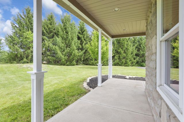 1877 Hardin Lane, Powell, OH 43065