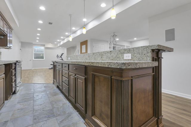 1877 Hardin Lane, Powell, OH 43065