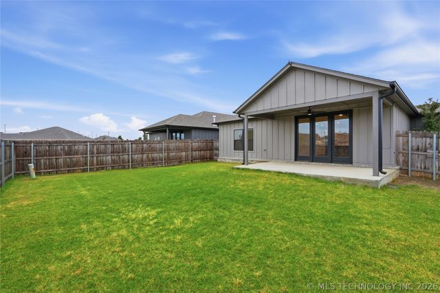 2078 E 130th Street S, Jenks, OK 74008