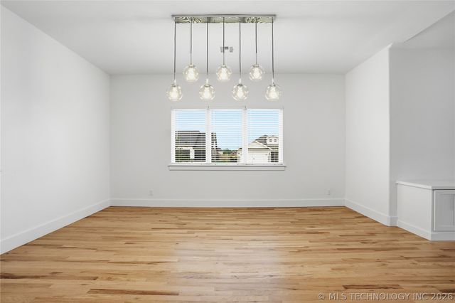 2078 E 130th Street S, Jenks, OK 74008
