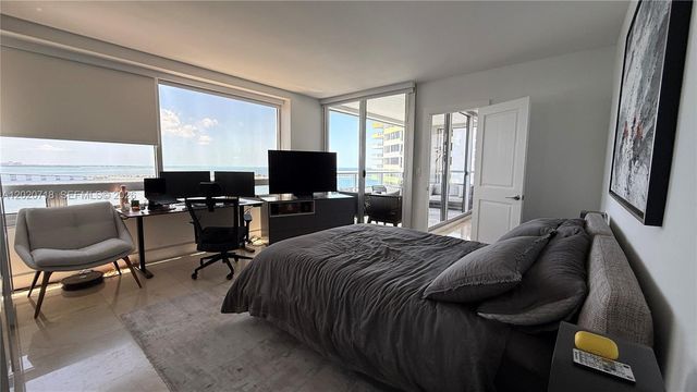 1541 Brickell Ave A1801, Miami, FL 33129