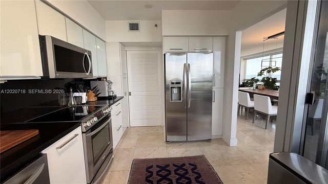 1541 Brickell Ave A1801, Miami, FL 33129