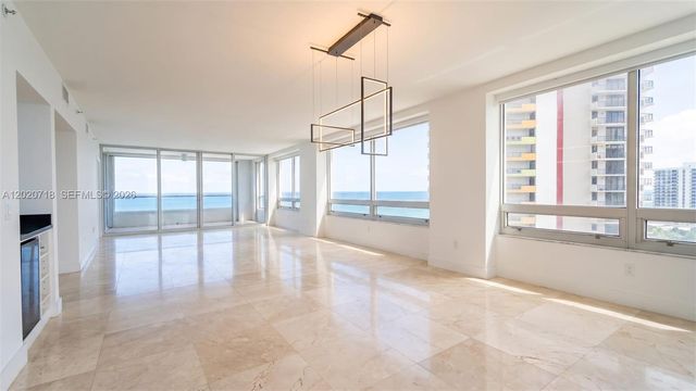 1541 Brickell Ave A1801, Miami, FL 33129