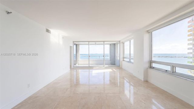 1541 Brickell Ave A1801, Miami, FL 33129
