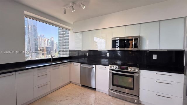 1541 Brickell Ave A1801, Miami, FL 33129