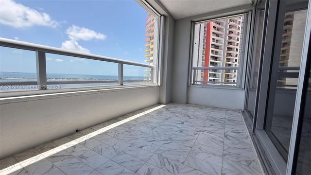 1541 Brickell Ave A1801, Miami, FL 33129