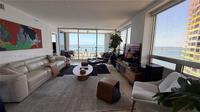 1541 Brickell Ave A1801, Miami, FL 33129