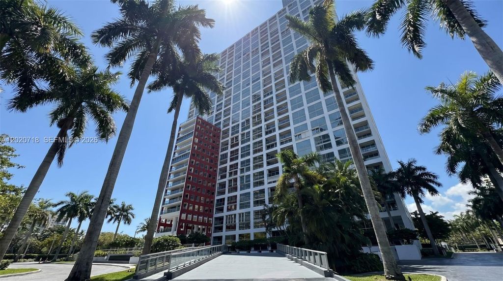 1541 Brickell Ave A1801, Miami, FL 33129