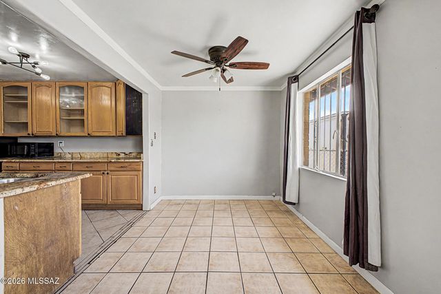 725 E McMillan Drive, Tucson, AZ 85719