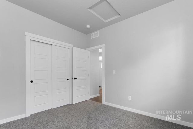 2976 NW 13th St, Meridian, ID 83646