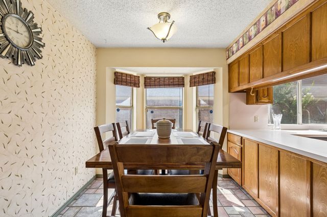 903 Wyndham Place, Arlington, TX 76017