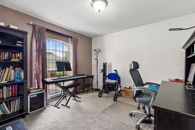903 Wyndham Place, Arlington, TX 76017