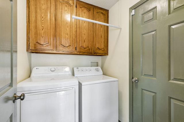 903 Wyndham Place, Arlington, TX 76017