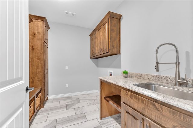 1678 Arbor Acres Avenue, Tontitown, AR 72762