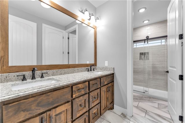 1678 Arbor Acres Avenue, Tontitown, AR 72762