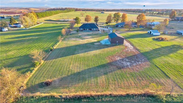 1678 Arbor Acres Avenue, Tontitown, AR 72762