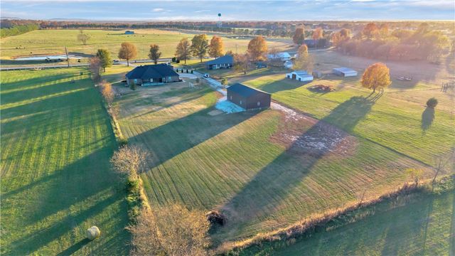 1678 Arbor Acres Avenue, Tontitown, AR 72762