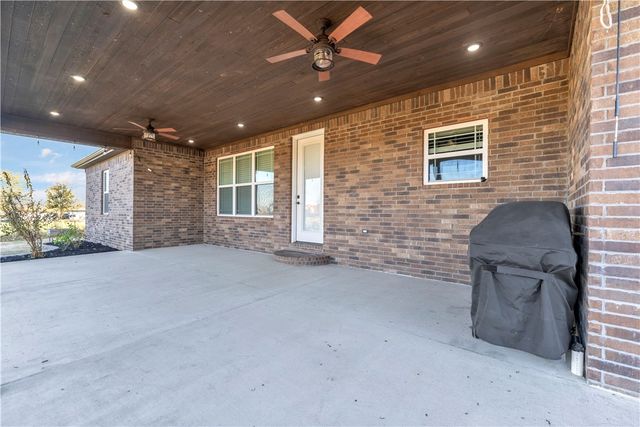 1678 Arbor Acres Avenue, Tontitown, AR 72762