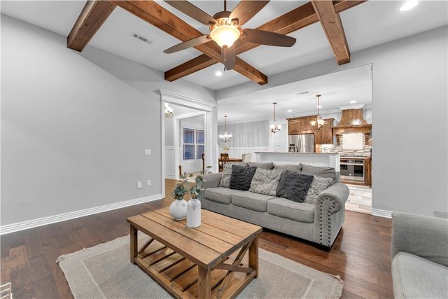 1678 Arbor Acres Avenue, Tontitown, AR 72762