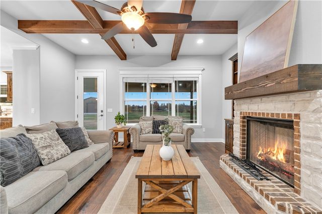 1678 Arbor Acres Avenue, Tontitown, AR 72762