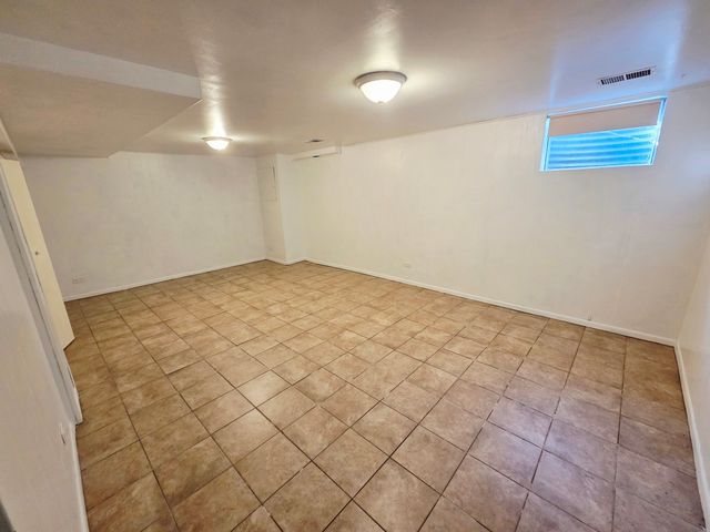 828 Lavergne Avenue, Wilmette, IL 60091