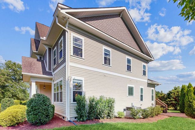2533 Belle Brook Dr, Franklin, TN 37067