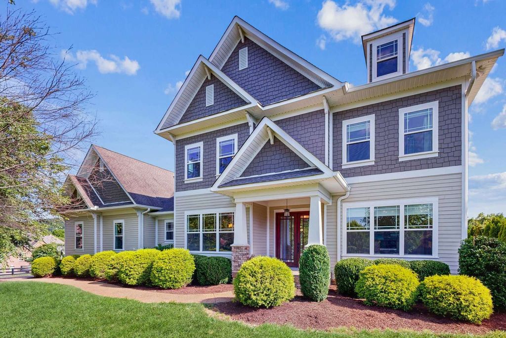 2533 Belle Brook Dr, Franklin, TN 37067