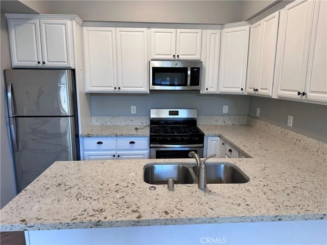 5371 Topeka Drive, Tarzana, CA 91356