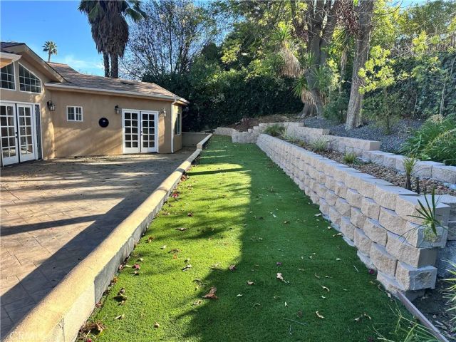 5371 Topeka Drive, Tarzana, CA 91356