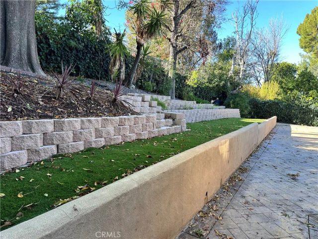 5371 Topeka Drive, Tarzana, CA 91356