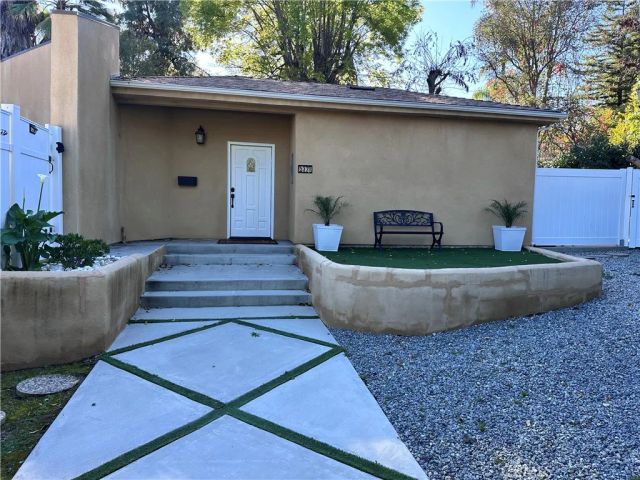 5371 Topeka Drive, Tarzana, CA 91356