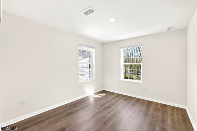 225 Myrtle Rd, Warren Twp., NJ 07059