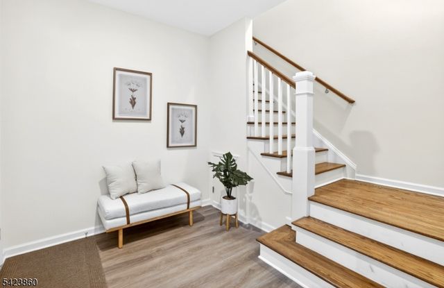 225 Myrtle Rd, Warren Twp., NJ 07059