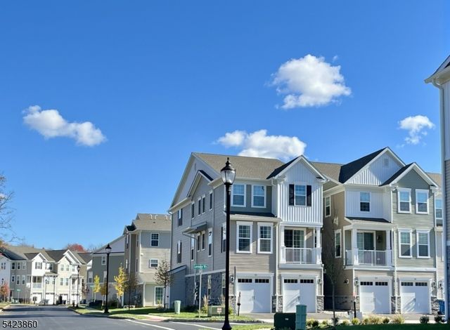 225 Myrtle Rd, Warren Twp., NJ 07059