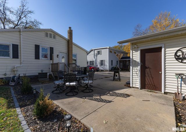 611 E MAIN Street, Geneseo, IL 61254