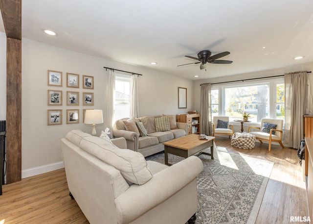 611 E MAIN Street, Geneseo, IL 61254