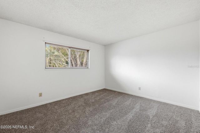 8153 SUTTON PLACE N, Jacksonville, FL 32217