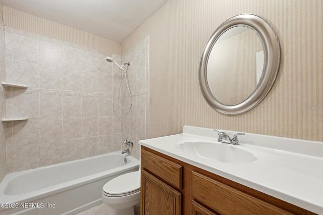 8153 SUTTON PLACE N, Jacksonville, FL 32217
