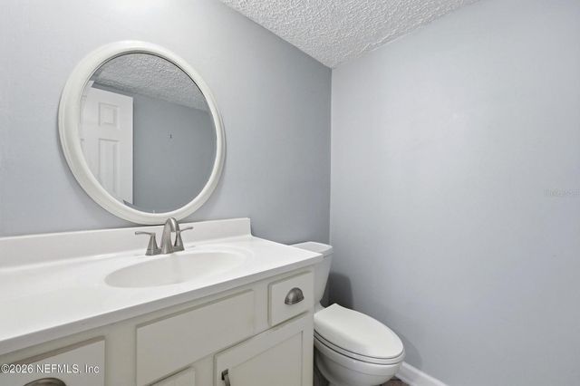 8153 SUTTON PLACE N, Jacksonville, FL 32217