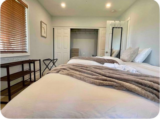 601 NW 116th St, Miami, FL 33168