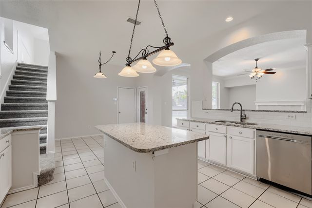 1013 Hampstead Drive, Mesquite, TX 75181