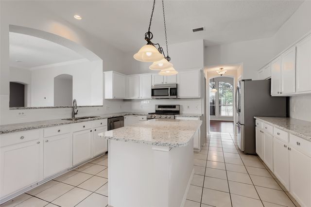 1013 Hampstead Drive, Mesquite, TX 75181