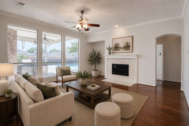 1013 Hampstead Drive, Mesquite, TX 75181