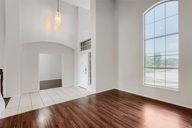 1013 Hampstead Drive, Mesquite, TX 75181