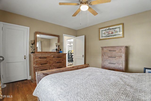 3220 Ashley Street, Kingsport, TN 37664