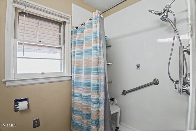 3220 Ashley Street, Kingsport, TN 37664