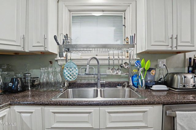 3220 Ashley Street, Kingsport, TN 37664