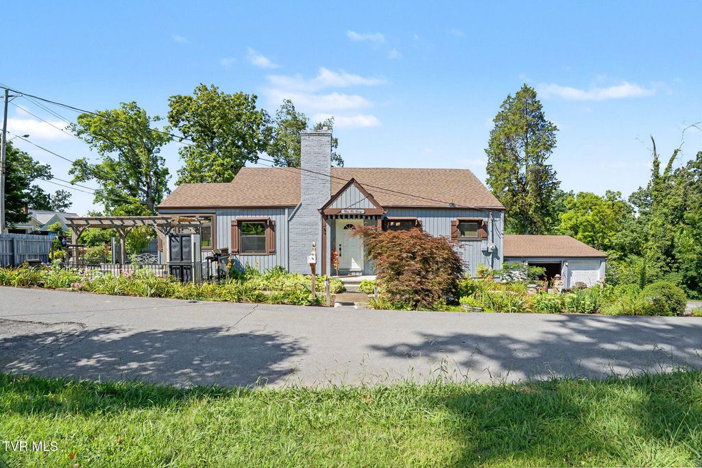 3220 Ashley Street, Kingsport, TN 37664